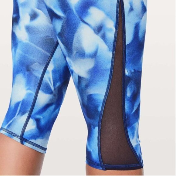 Lululemon Train Times Crop 17" Mini Blush Blossom Alpine White Midnight Navy 4 - Picture 4 of 9